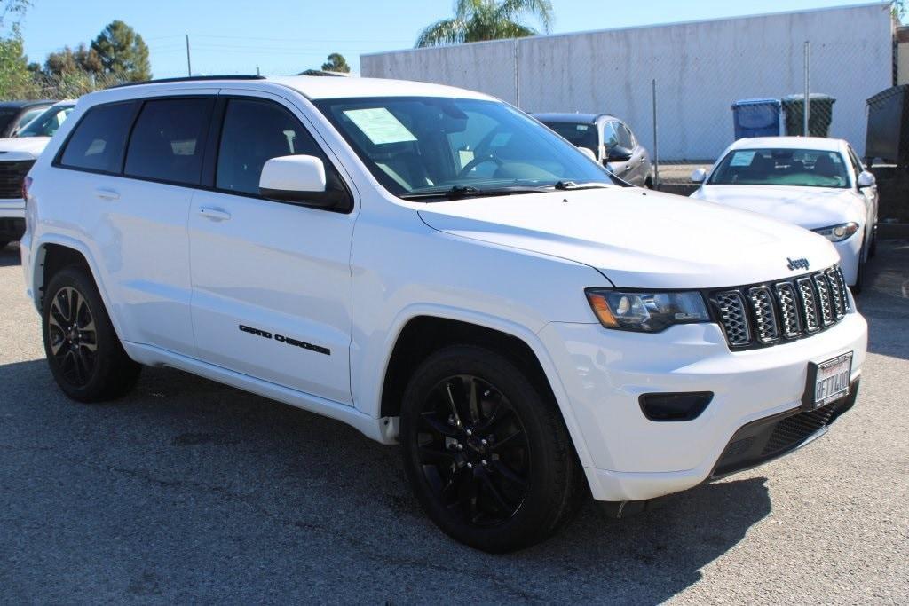 used 2018 Jeep Grand Cherokee car, priced at $15,500