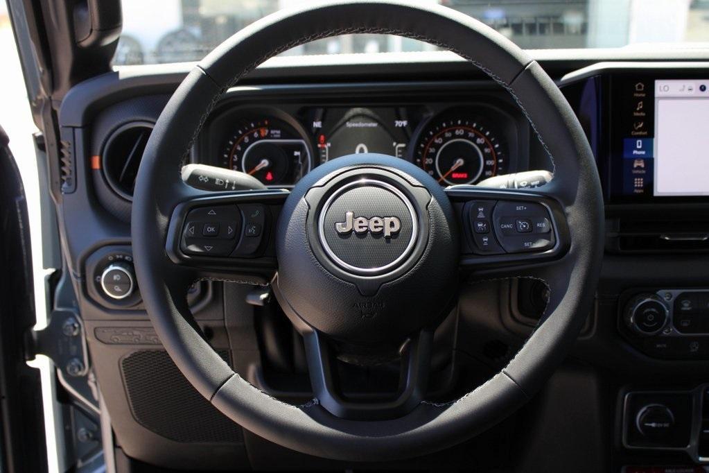 new 2025 Jeep Gladiator car, priced at $44,875