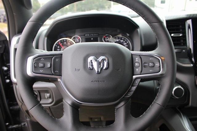 new 2025 Ram 1500 car, priced at $45,413