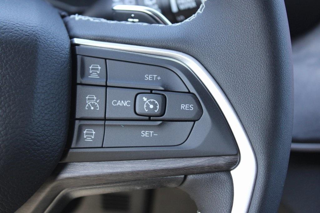 new 2025 Jeep Grand Cherokee L car, priced at $49,335