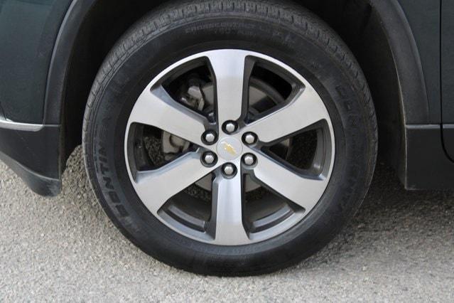 used 2020 Chevrolet Traverse car, priced at $20,490