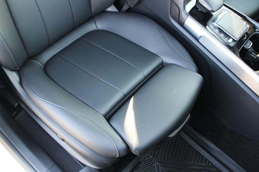 used 2023 Mercedes-Benz GLB 250 car, priced at $24,990