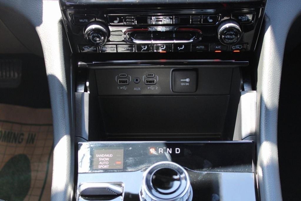 new 2025 Jeep Grand Cherokee L car, priced at $49,335