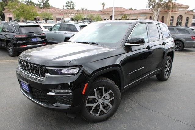 new 2025 Jeep Grand Cherokee car, priced at $41,732