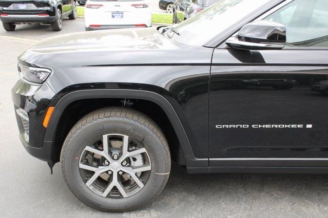 new 2025 Jeep Grand Cherokee car, priced at $41,732