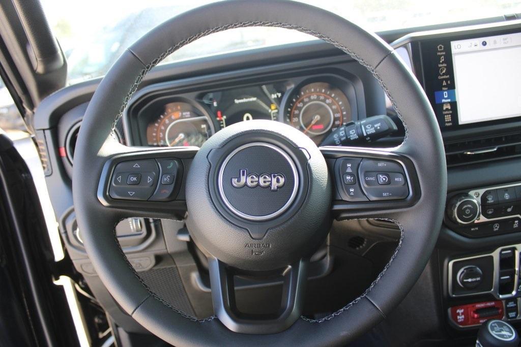 new 2025 Jeep Wrangler car, priced at $68,355