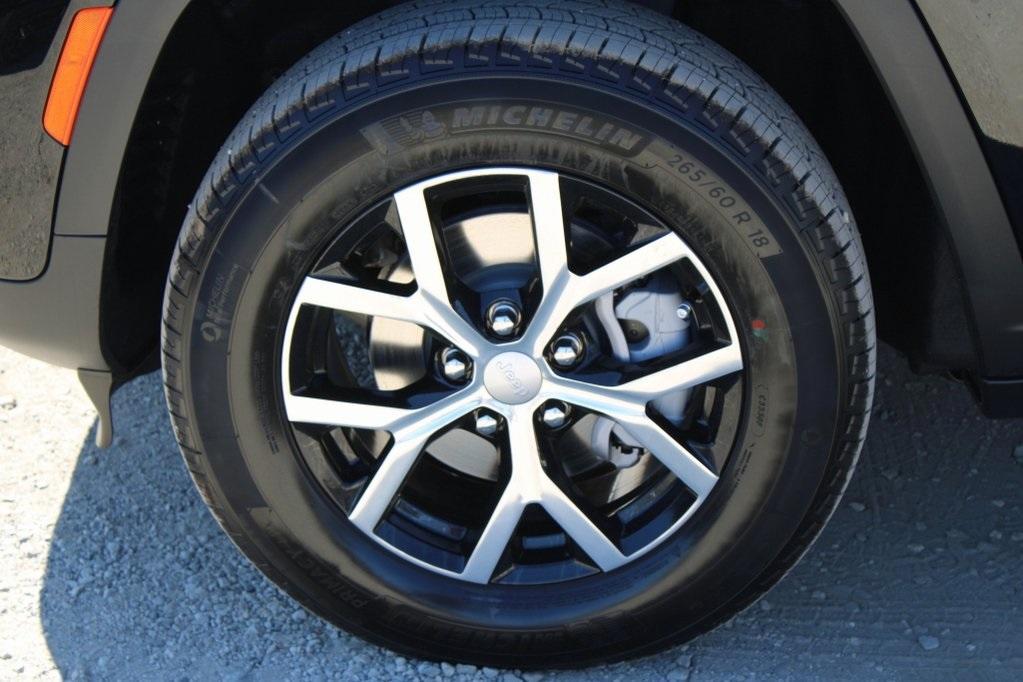 new 2025 Jeep Grand Cherokee car, priced at $47,760