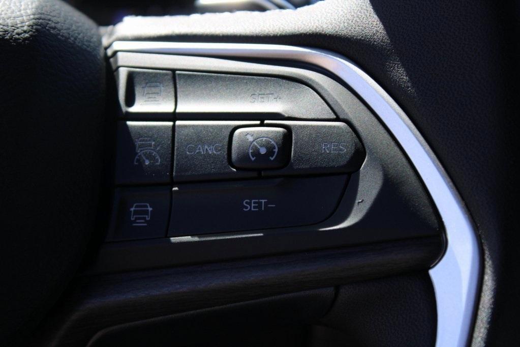 new 2025 Jeep Grand Cherokee car, priced at $47,760