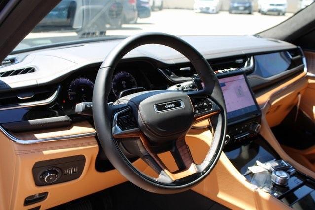 new 2025 Jeep Grand Cherokee L car, priced at $70,920