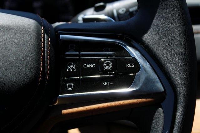 new 2025 Jeep Grand Cherokee L car, priced at $70,920