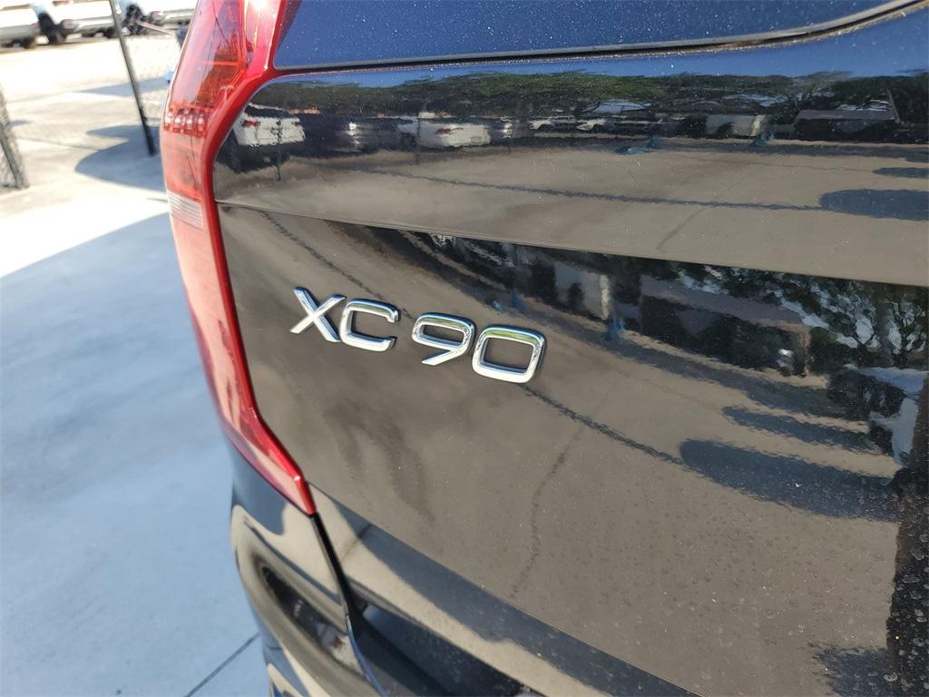 used 2022 Volvo XC90 car, priced at $36,888