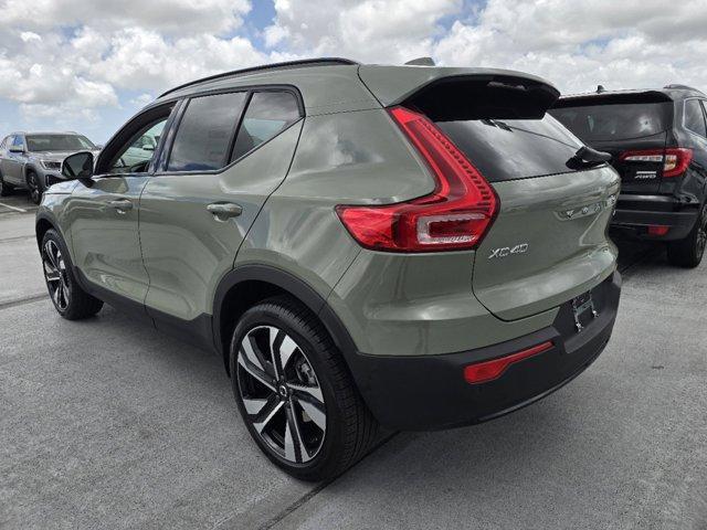 new 2025 Volvo XC40 car, priced at $49,240