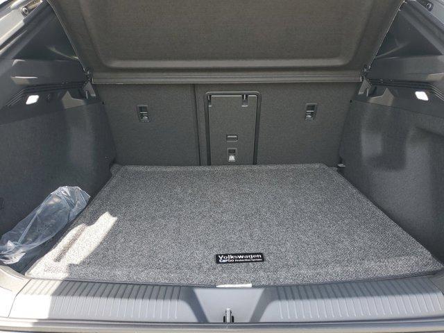 new 2025 Volkswagen ID.4 car