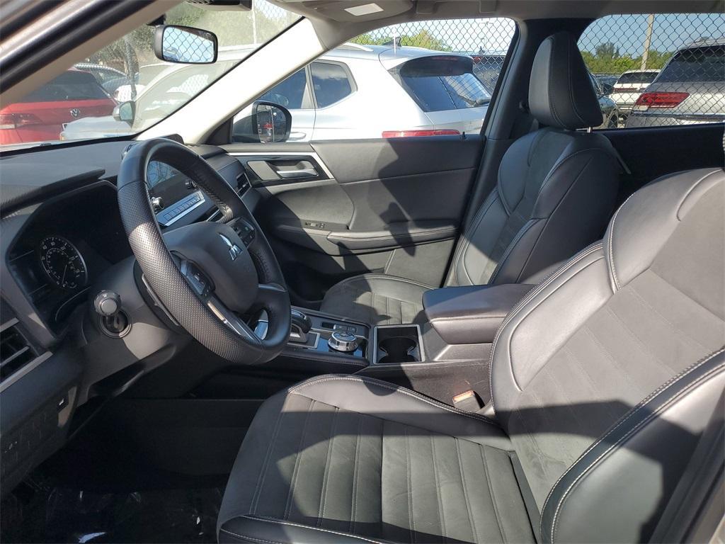 used 2024 Mitsubishi Outlander car, priced at $26,798