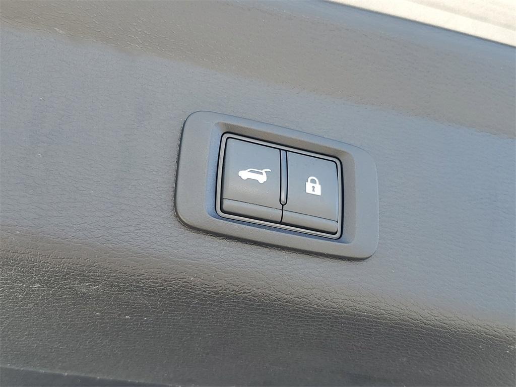 used 2024 Mitsubishi Outlander car, priced at $26,798