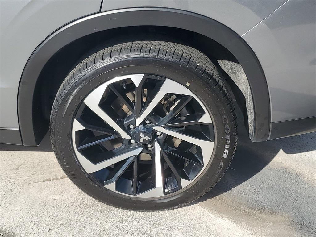 used 2024 Mitsubishi Outlander car, priced at $26,798