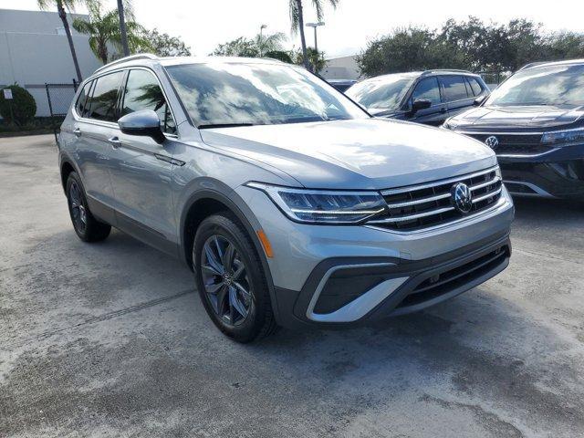 new 2024 Volkswagen Tiguan car, priced at $31,811