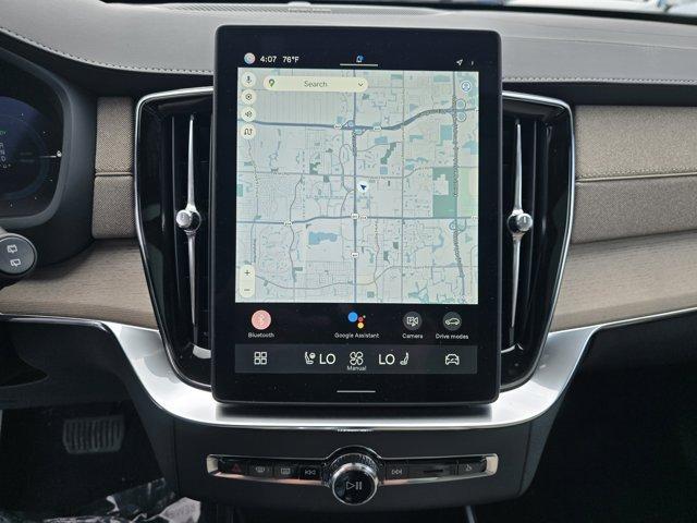 new 2025 Volvo XC90 car, priced at $65,255