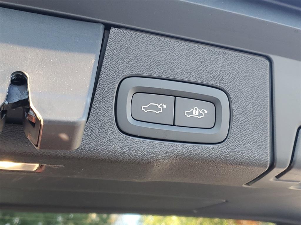 used 2024 Volvo XC60 car, priced at $43,588