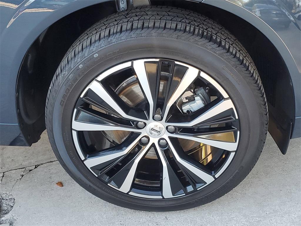 used 2024 Volvo XC60 car, priced at $43,588