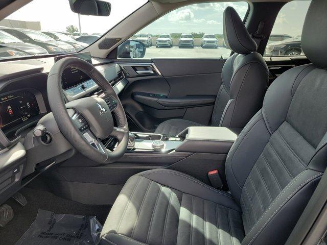 new 2025 Mitsubishi Outlander car, priced at $41,860