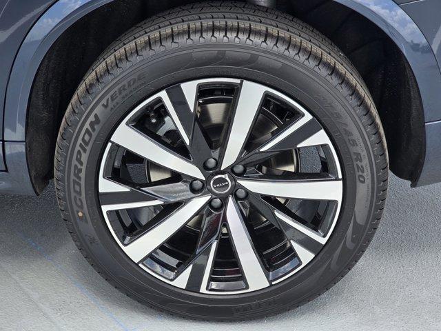 new 2025 Volvo XC90 car, priced at $59,047
