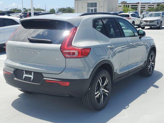new 2026 Volvo XC40 car, priced at $43,295