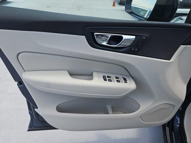 new 2025 Volvo XC60 car, priced at $53,235