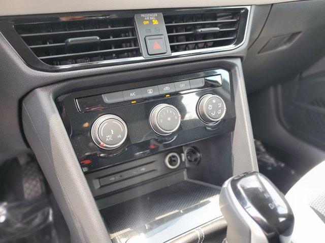 new 2026 Volkswagen Taos car