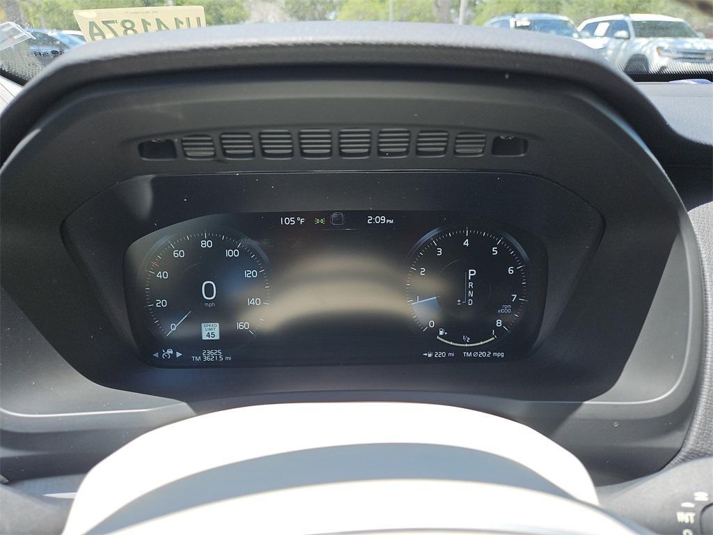 used 2022 Volvo XC90 car, priced at $37,288