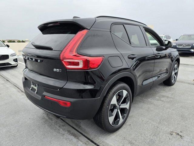 new 2025 Volvo XC40 car, priced at $48,315