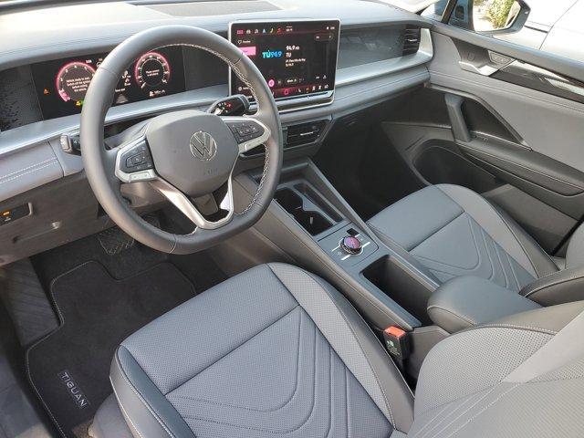 new 2025 Volkswagen Tiguan car