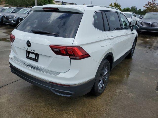 new 2024 Volkswagen Tiguan car, priced at $30,953