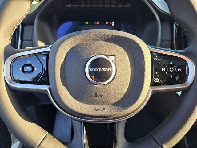 new 2025 Volvo XC90 car, priced at $69,155