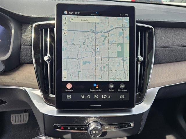 new 2025 Volvo XC90 car, priced at $69,155
