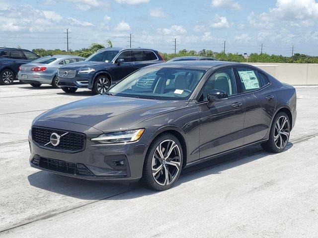 new 2024 Volvo S60 car, priced at $47,395