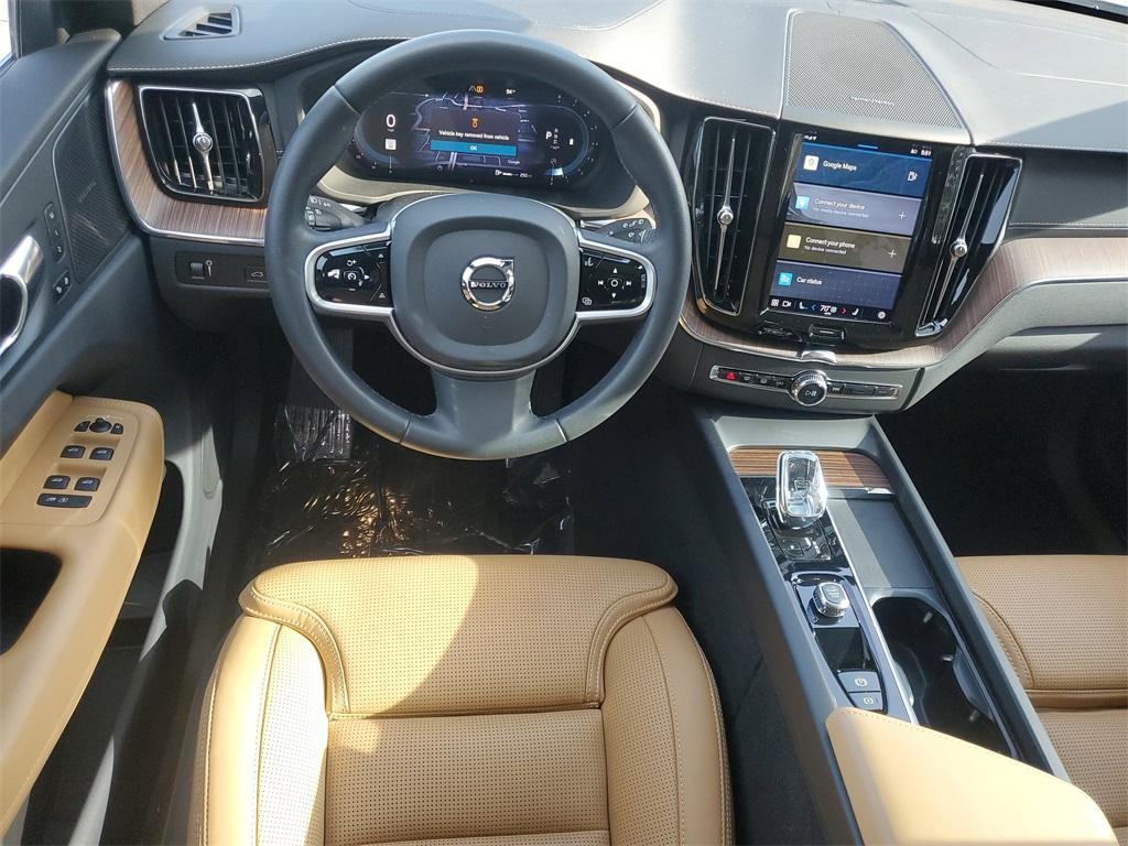 used 2022 Volvo XC60 car, priced at $39,588