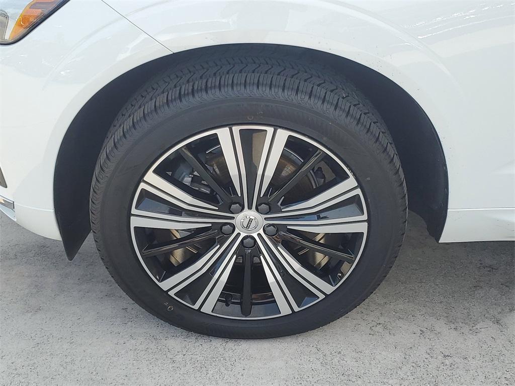 used 2022 Volvo XC60 car, priced at $39,588
