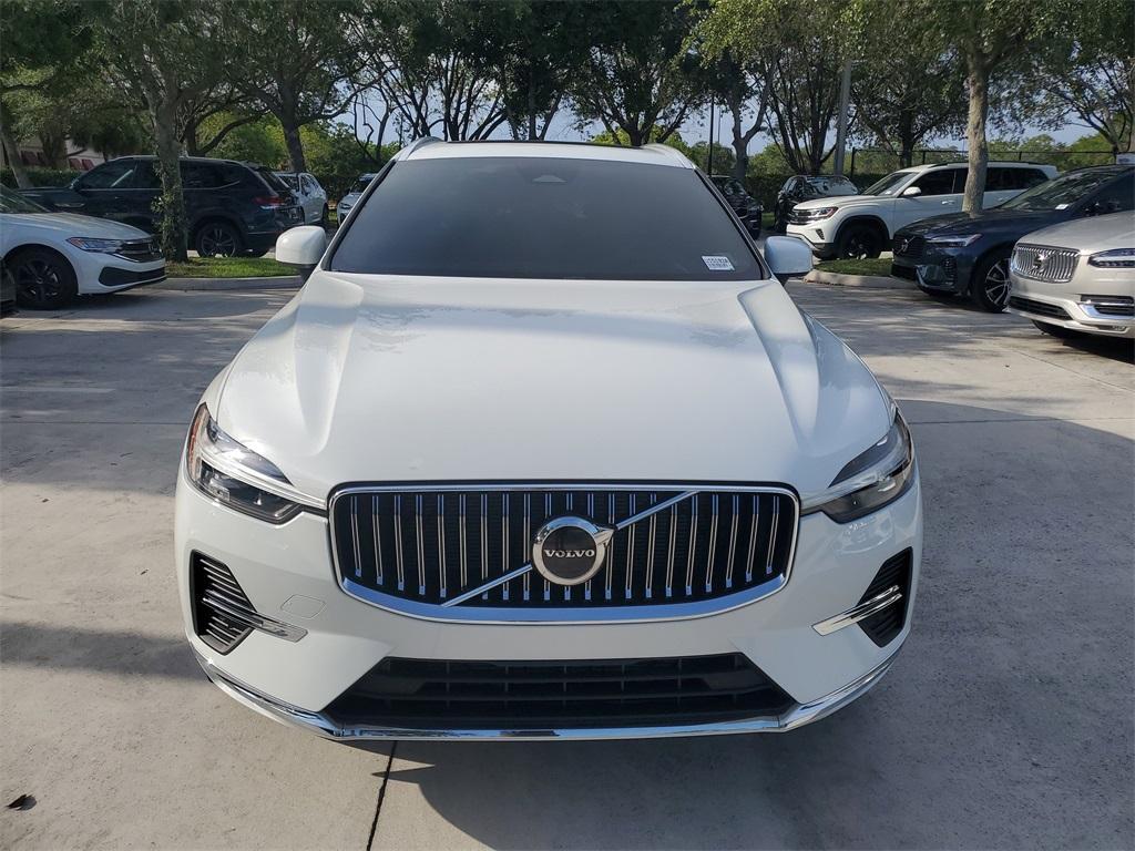 used 2022 Volvo XC60 car, priced at $39,588