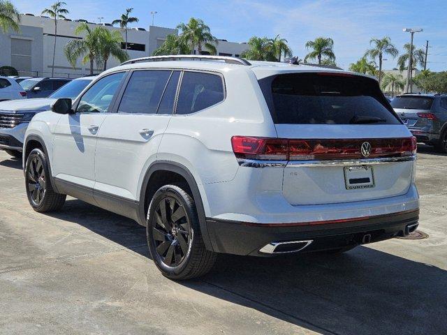 new 2025 Volkswagen Atlas car, priced at $42,018