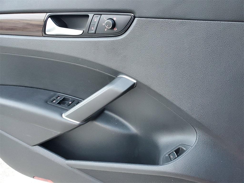 used 2022 Volkswagen Passat car, priced at $22,677