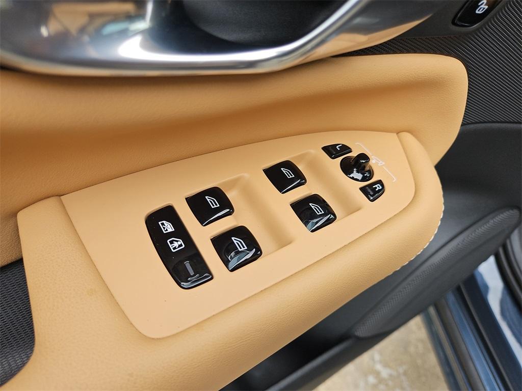 used 2024 Volvo XC90 Recharge Plug-In Hybrid car, priced at $64,688