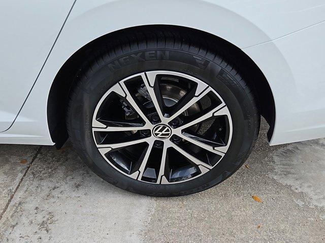 new 2025 Volkswagen Jetta car, priced at $25,701