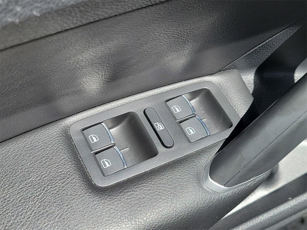 used 2022 Volkswagen Passat car, priced at $21,977