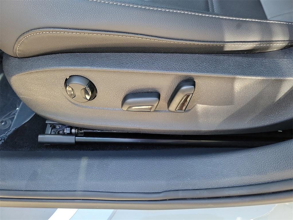 used 2022 Volkswagen Passat car, priced at $21,977