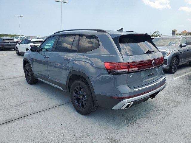 new 2024 Volkswagen Atlas car, priced at $44,234