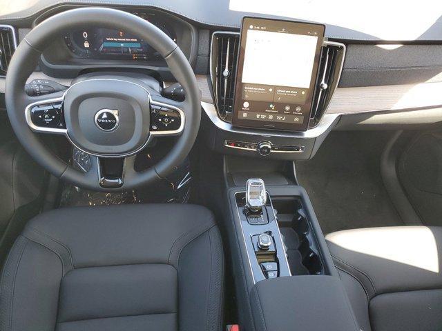 new 2025 Volvo XC90 Plug-In Hybrid car, priced at $75,735