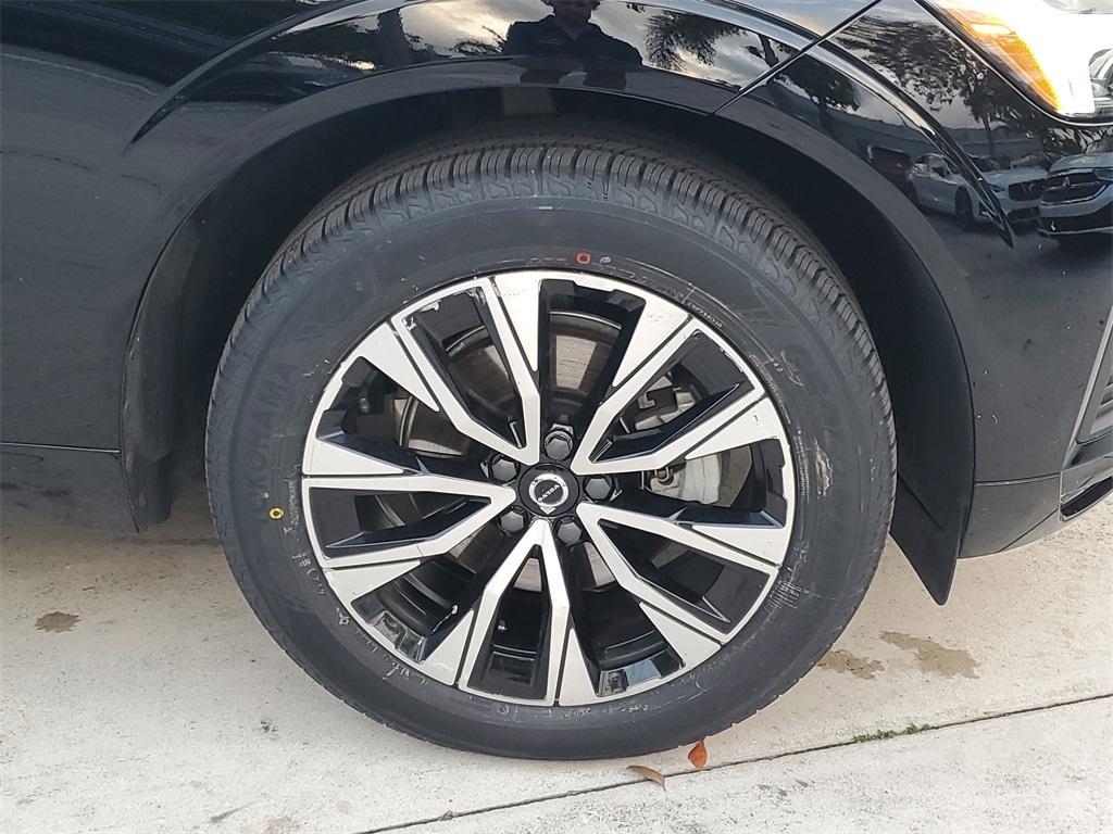 used 2023 Volvo XC60 car, priced at $33,888