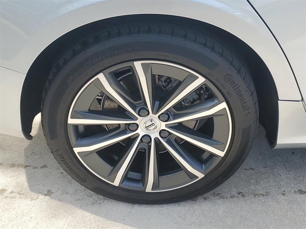 used 2022 Volvo S60 car, priced at $24,888