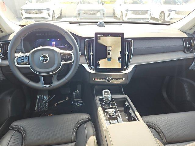 new 2025 Volvo XC90 car, priced at $76,260
